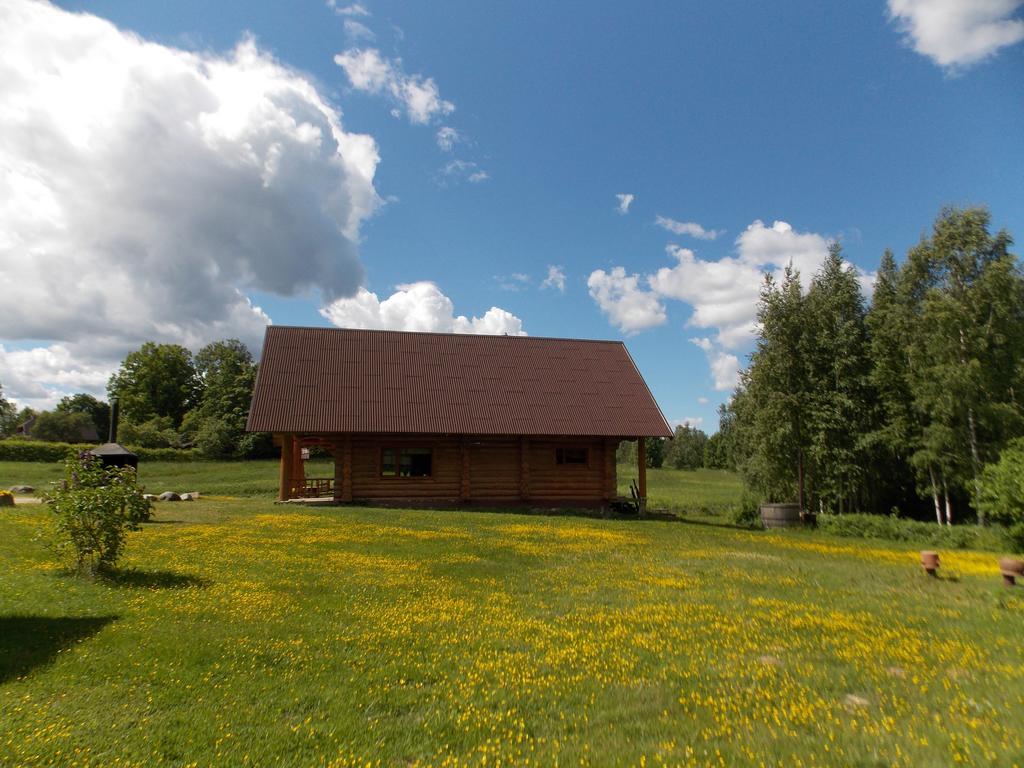 Guest House Kalnini Kārļi Exterior foto